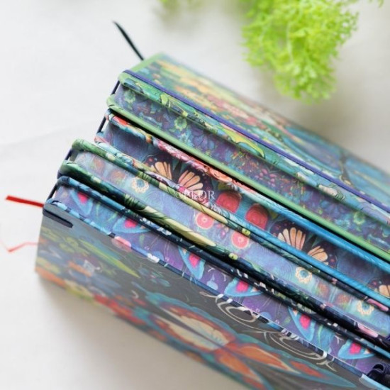 Σημειωματάριο Α6 Ριγέ 80Φ Με Λάστιχο Πεταλούδες 4 Σχέδια Σ24